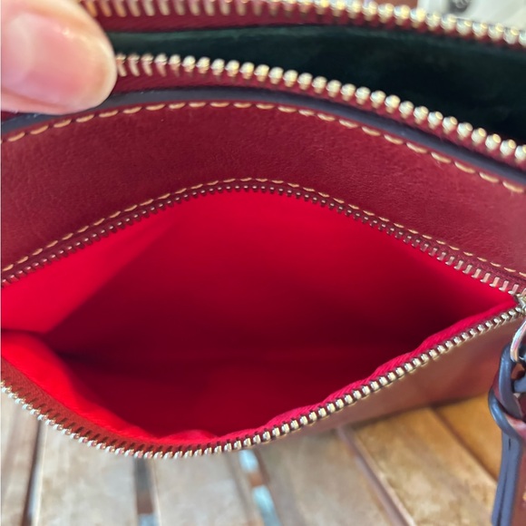 Dooney & Bourke Red Leather Crossbody Bag Florentine medium hobo bag - Picture 4 of 8